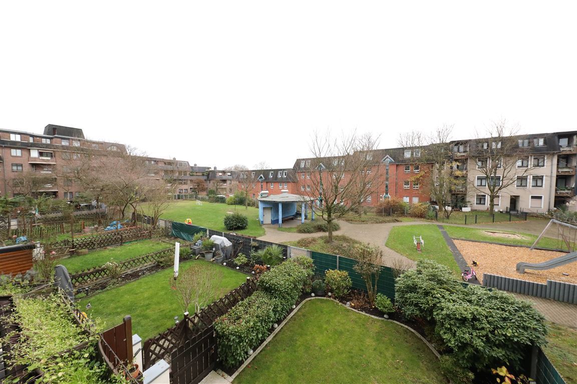 Immobilien-Richter: Wohnung mit Balkon und sanierte Bäder in Ruhiger Lage von Krefeld 2 Rückseite