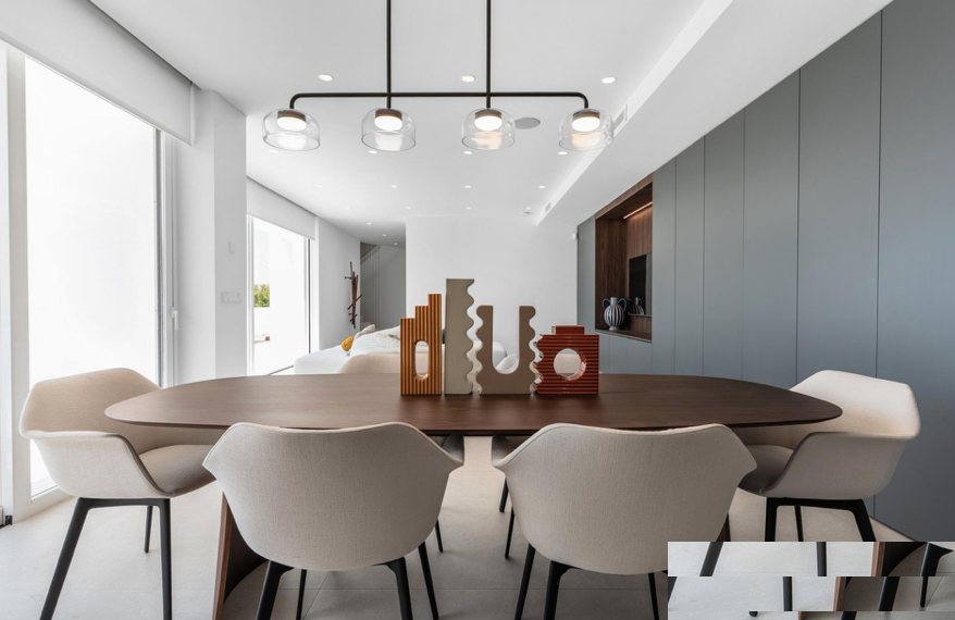 Wohnzimmer mit Essbereich