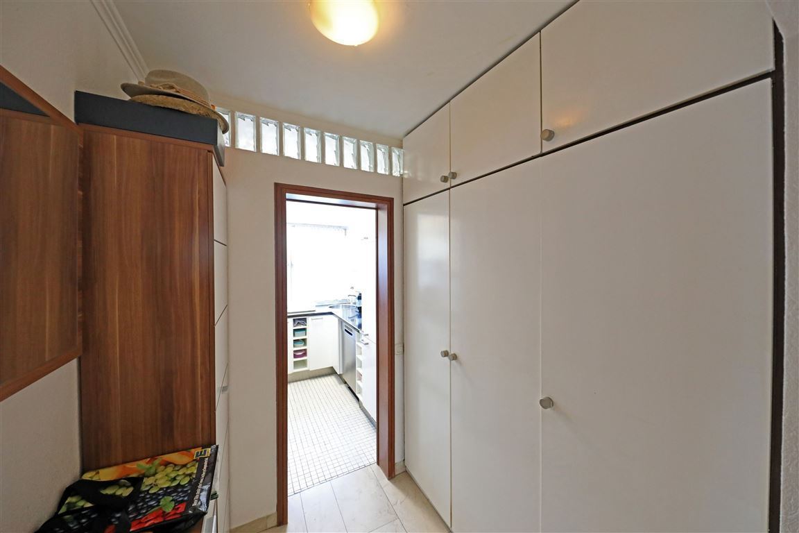 Immobilien Richter: 2 Zimmer -Erdgeschosswohnung mit Tiefgaragenstellplatz 56 Garderobe