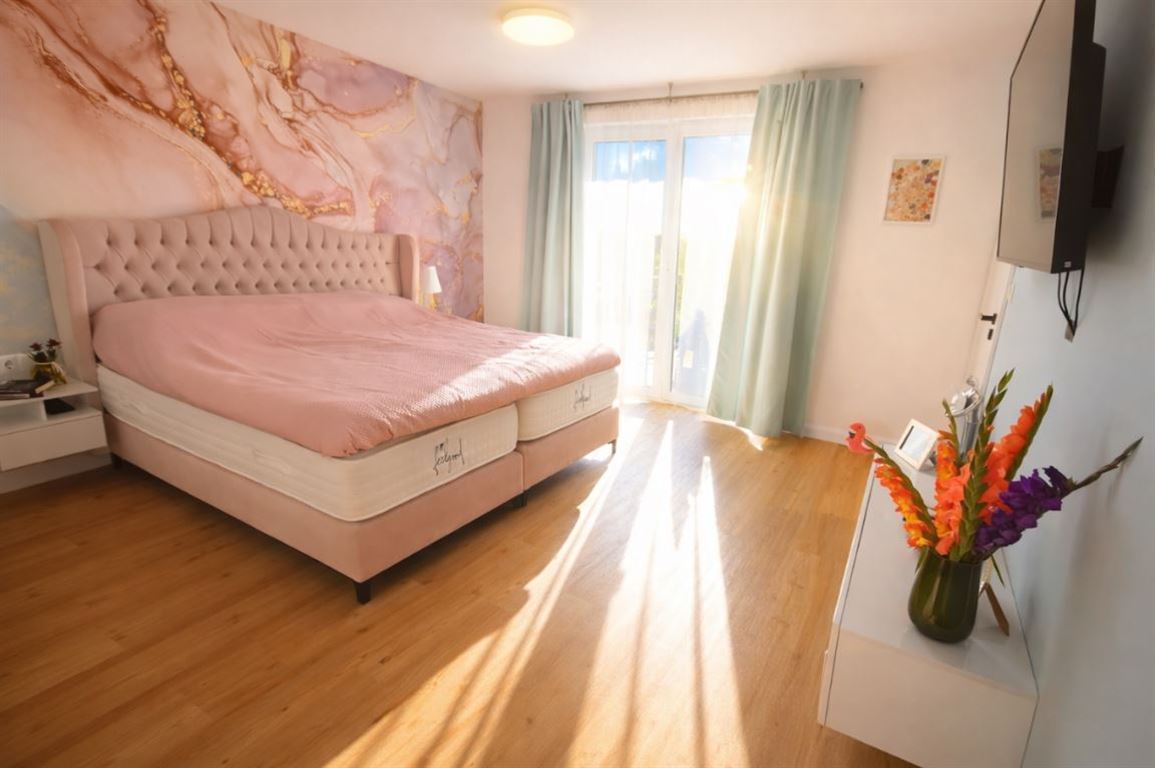 Master Bedroom EG