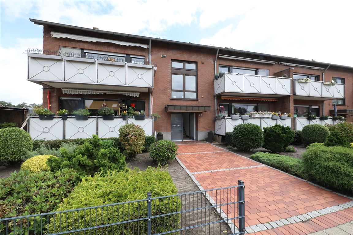 Immobilien-Richter: 4-Zimmerwohnung mit Garage in ruhiger Lage 1 Hausansicht