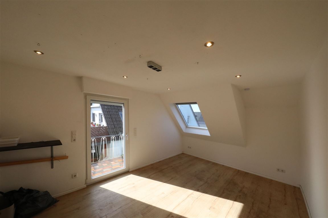 1.OG Schlafzimmer mit Balkon