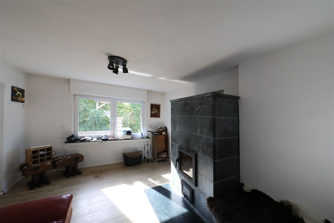 Erdgeschoss Wohnzimmer mit Kamin