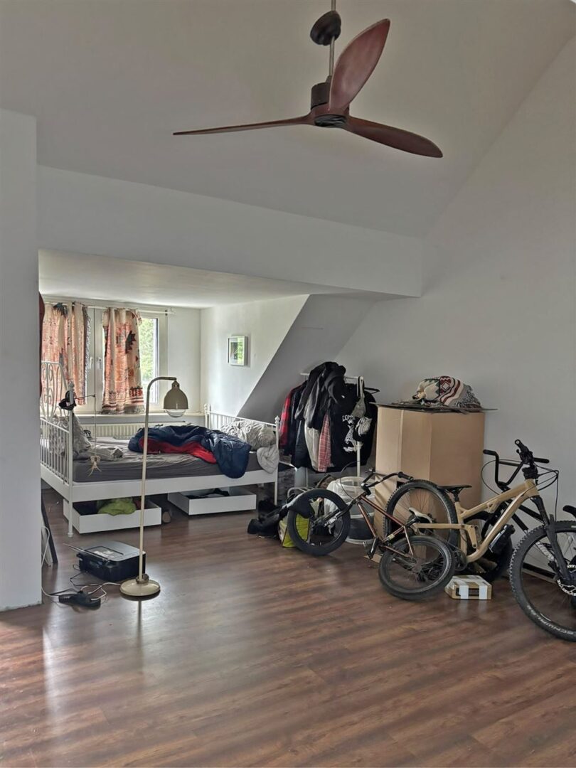Wohn und Schlafzimmer