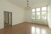 Immobilien-Richter: 2-Zimmerwohnung mit EBK im beliebten Düsseldorf-Oberkassel - Wohnzimmer